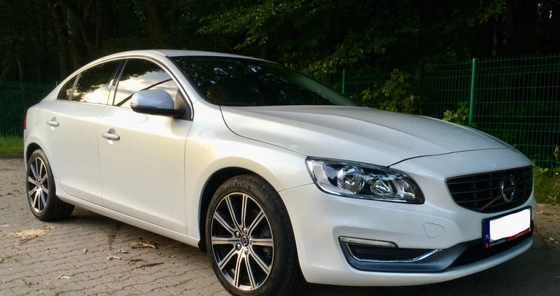 Volvo S60 cena 72000 przebieg: 20500, rok produkcji 2018 z Jarocin małe 704